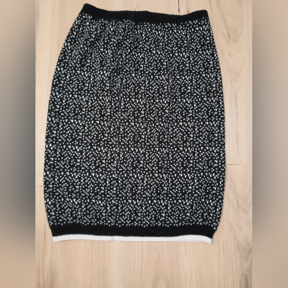 Vintage dog sweater skirt set - Picture 2 of 5